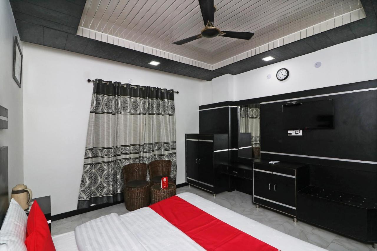 Capital O 4747 Imperial Hotel Katra Dış mekan fotoğraf