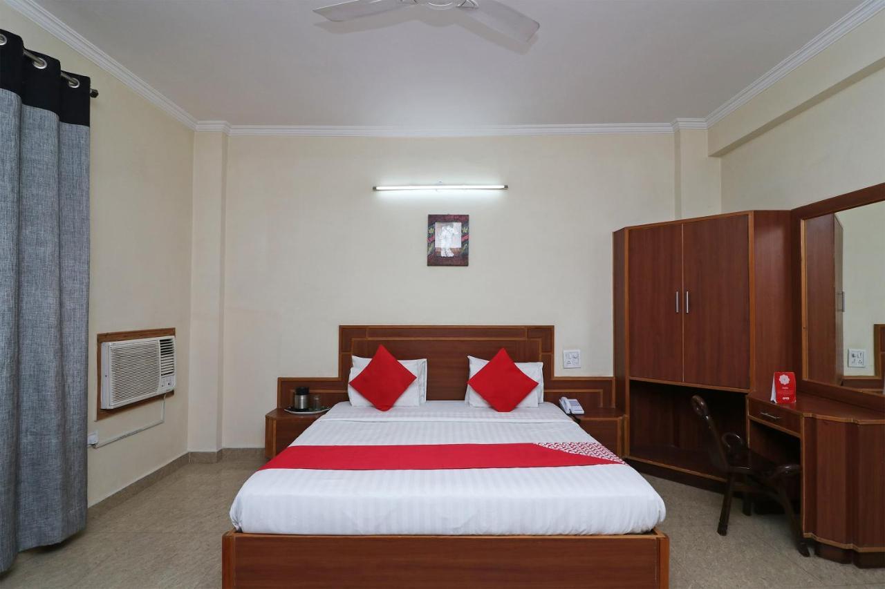 Capital O 4747 Imperial Hotel Katra Dış mekan fotoğraf