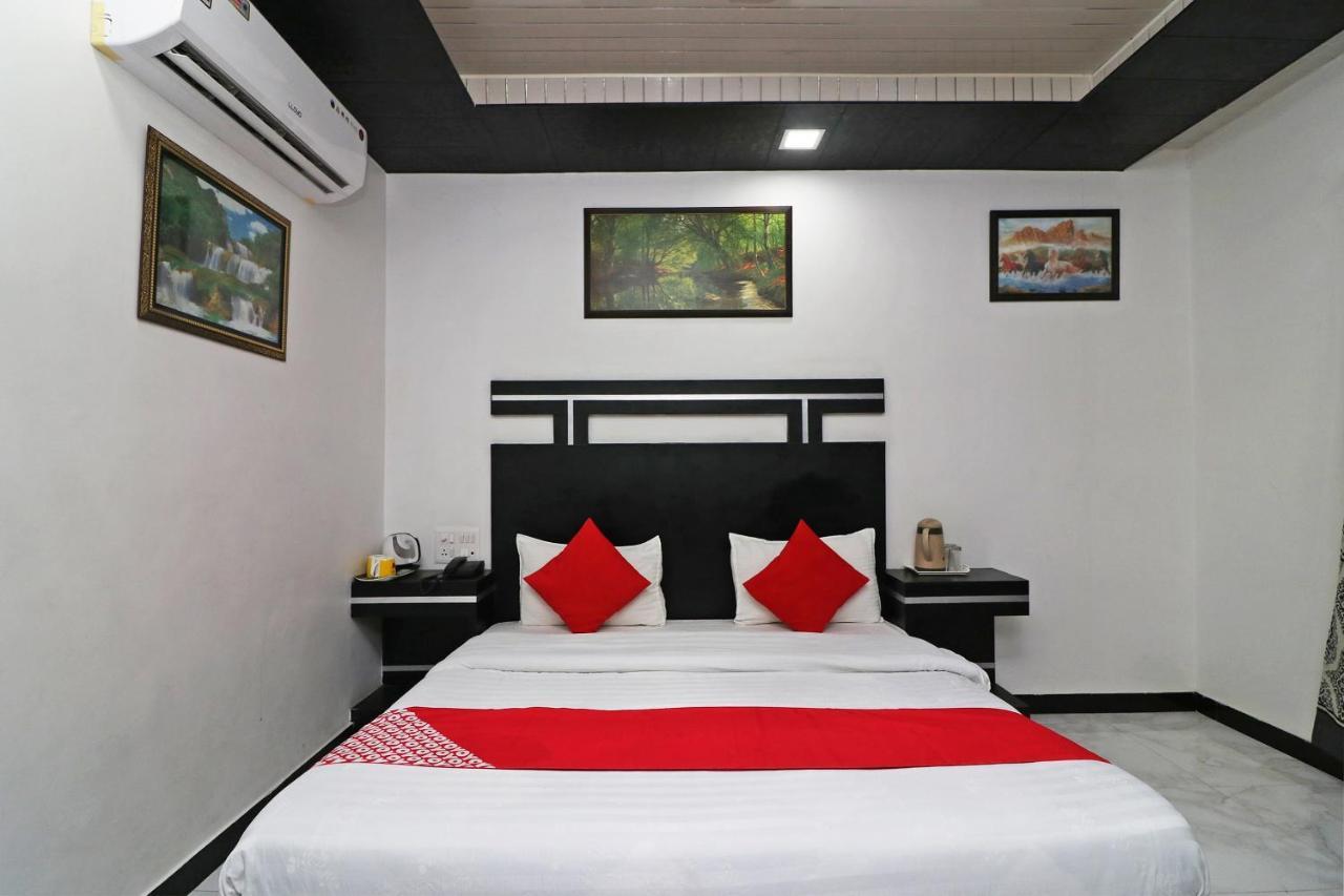 Capital O 4747 Imperial Hotel Katra Dış mekan fotoğraf