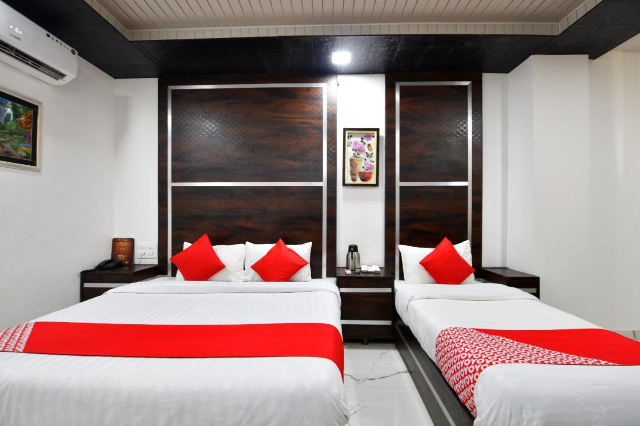 Capital O 4747 Imperial Hotel Katra Dış mekan fotoğraf